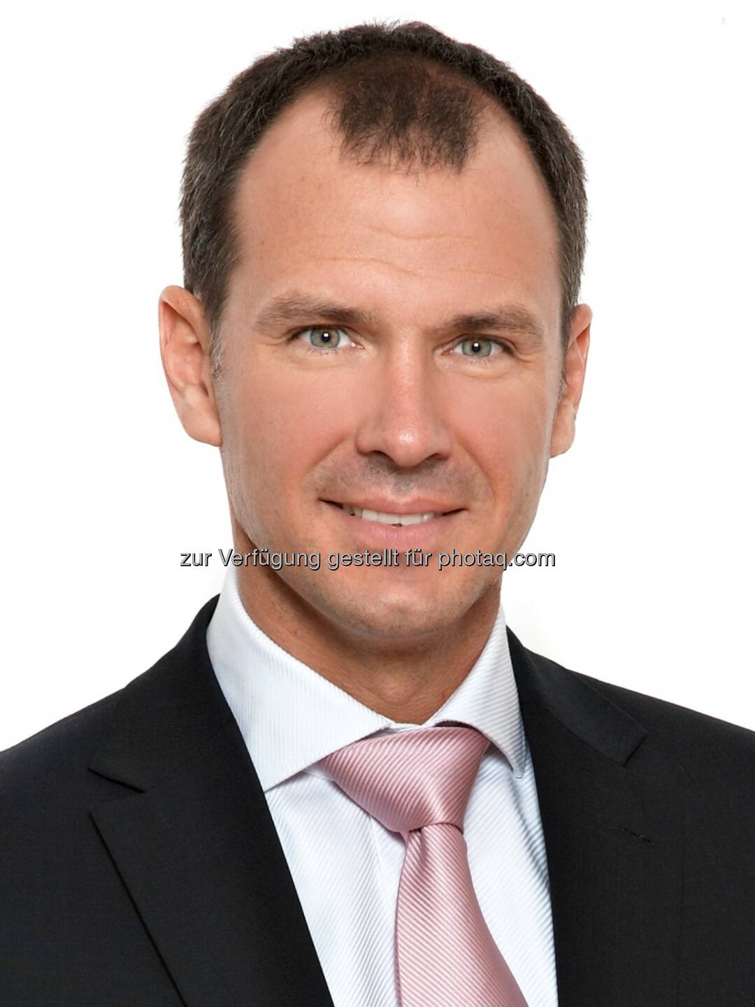 Robert Bachner (Partner Schönherr) hat die in Salzburg ansässige Palfinger AG und einzelne verkaufende Aktionäre der Palfinger AG bei der wechselseitigen Verschränkung der Palfinger AG mit der Sany Heavy Industries Co. Ltd. beraten. Der Gesamtwert der Transaktion betrug rund EUR 220 Mio. (Bild: Schönherr)
