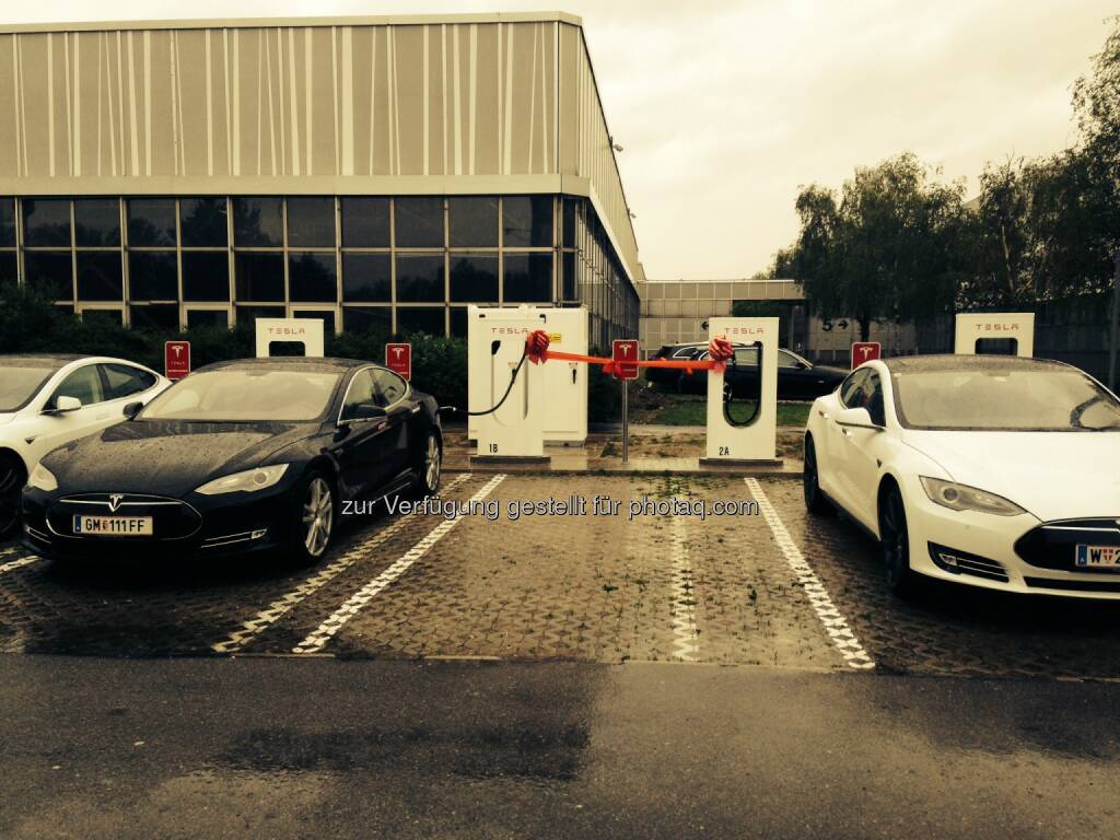 Tesla Motors GmbH: Tesla eröffnet ersten Supercharger in Wien (Bild: Tesla Motors) (16.05.2014) 