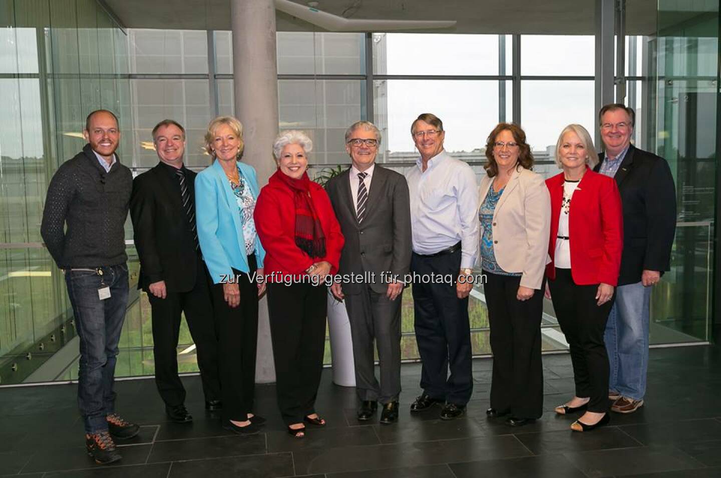 Besuch für voestalpine aus Texas: Eine hochrangige texanische Delegation besichtigte die voestalpine in Linz, um einen Vorgeschmack auf die neue voestalpine HBI-Anlage in Corpus Christi zu bekommen. http://bit.ly/1teQEyb  Source: http://facebook.com/voestalpine