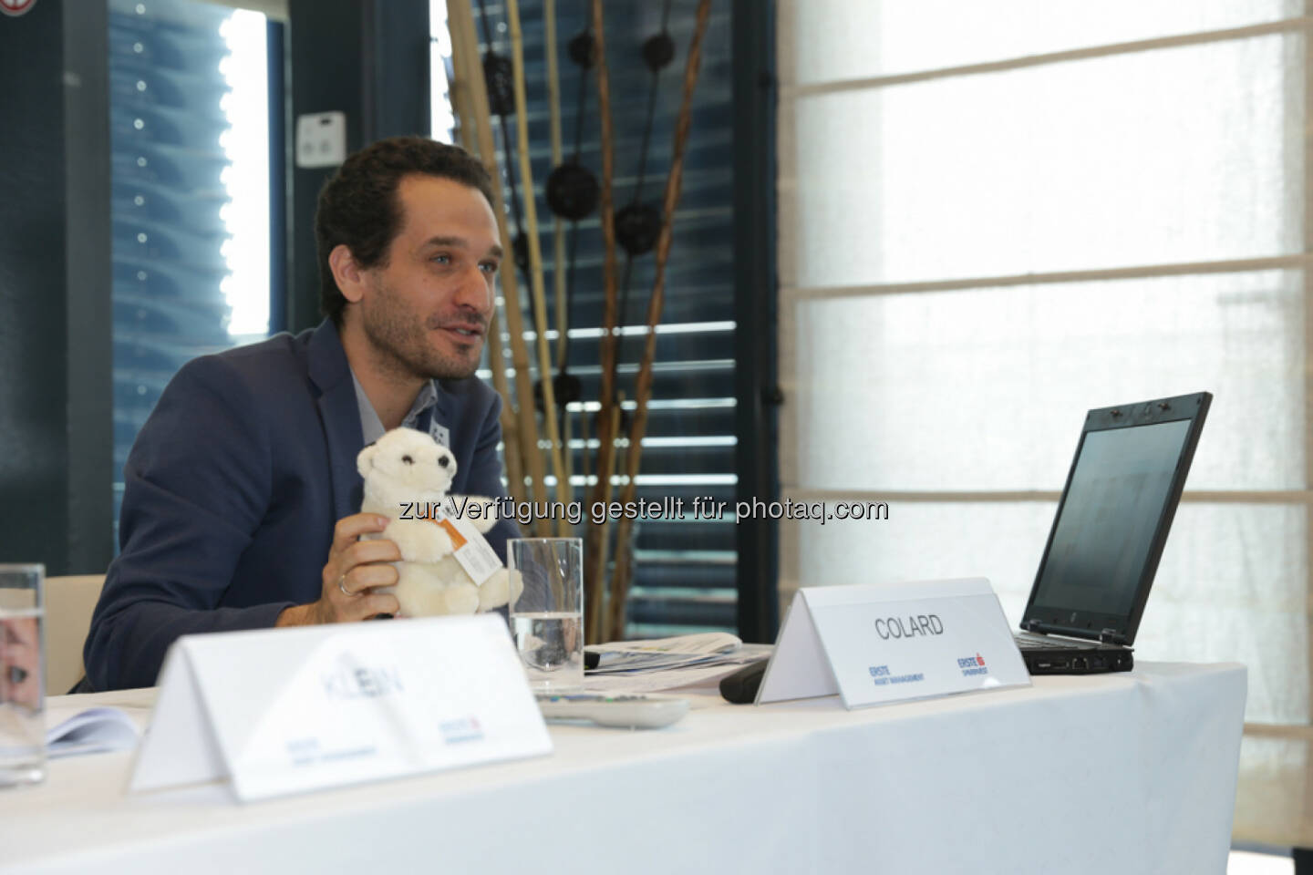 Armand Colard, Bereichsleiter Sustainable Finance, WWF Österreich: „Um dem Klimawandel und der Umweltverschmutzung Einhalt zu gebieten müssen die Investitionen in Erneuerbare Energien verdreifacht werden.“
