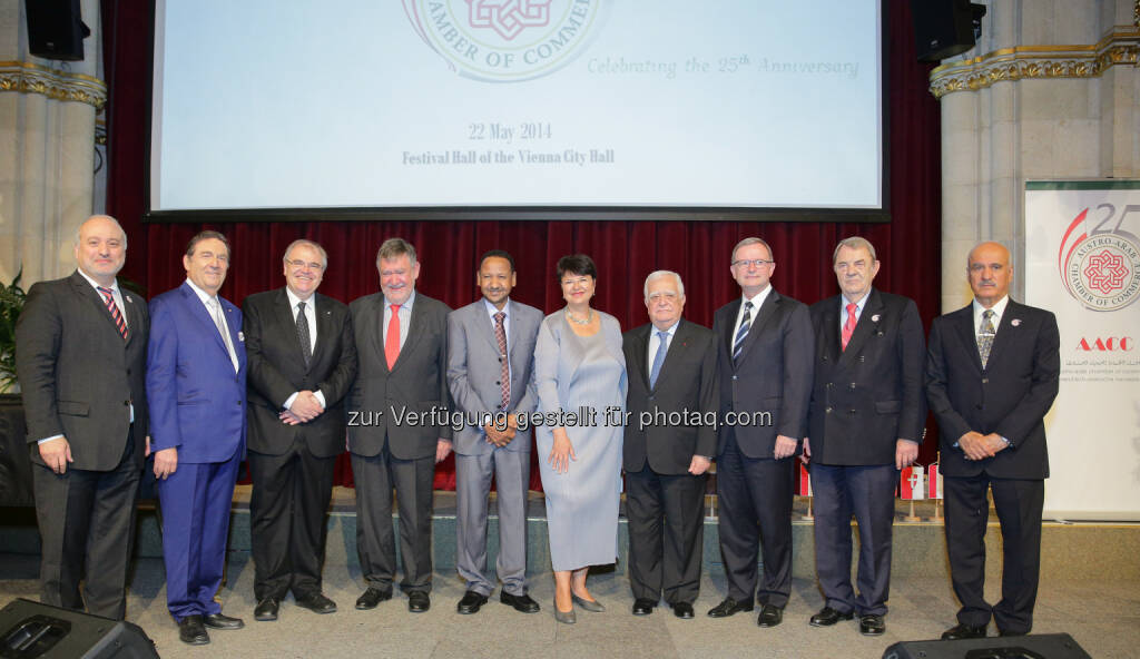 7th Arab-Austrian Economic Forum & Exhibition: Mouddar Khouja, Generalsekretär Austro-Arab-Chamber of Commerce (AACC); Nabil Kuzbari, Vizepräsident AACC; Wolfgang Brandstetter, Bundesminister für Justiz; Herbert Stepic, Ehrenpräsident AACC; Moustafa Osman Ismail, Investment Minister Sudan; Renate Brauner, Vizebürgermeisterin der Stadt Wien; Adnan Kassar, Ehrenpräsident der Generalunion Arabischer Handelskammern; Karlheinz Kopf, Zweiter Präsident des Österreichischen Nationalrates; Richard Schenz, Präsident AACC; Generaldirektor Suleiman Al-Herbish, Opec Fund for International Development (OFID). (26.05.2014) 