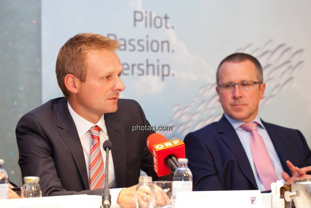 Andreas Schoberleitner (COO FACC), Robert Machtlinger (COO FACC), © photaq/Michi Mejta (04.06.2014) 