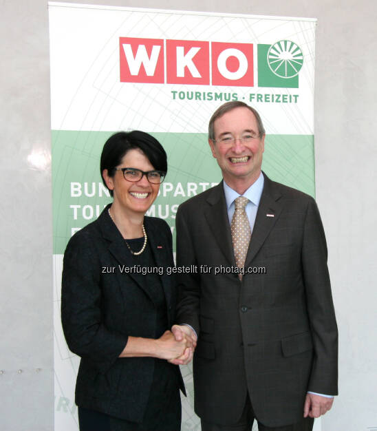 Petra Nocker-Schwarzenbacher ist neue WKÖ-Tourismus-Obfrau, im Bild mit WKÖ-Präsident Christoph Leitl 
 (05.06.2014) 