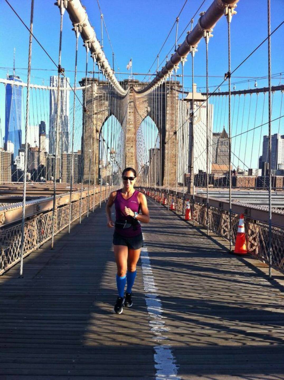 in New York: Brooklyn Bridge gestartet, danach gings Richtung Norden entlang des Hudson Rivers und retour durch den Central Park  https://www.facebook.com/