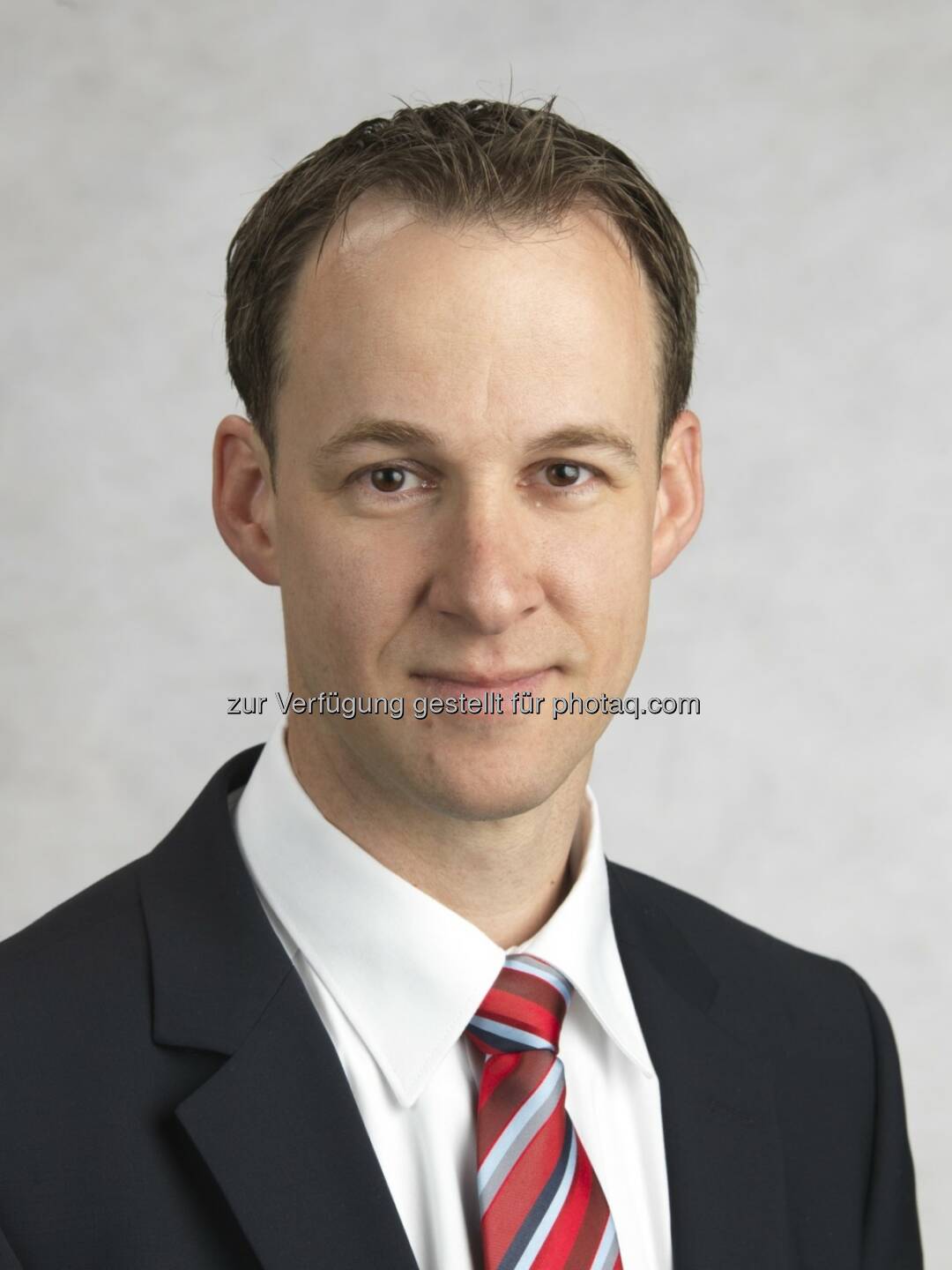 Frank Wiemer, COO Swiss Life Select Österreich, wird zum September 2014, vorbehaltlich der Genehmi-gung der FMA, die Position des Chief Operating Officer von Swiss Life Select übernehmen (c) Aussendung
