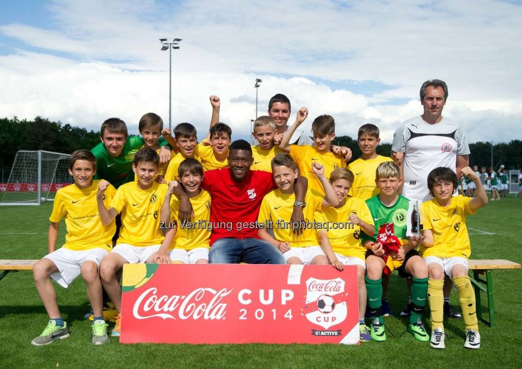 David Alaba mit der Mannschaft des  SC Lichtenwörth, Coca-Cola Cup, Bundesfinale.
Foto: GEPA pictures/ Martin Hoermandinger, © Gepa (16.06.2014) 