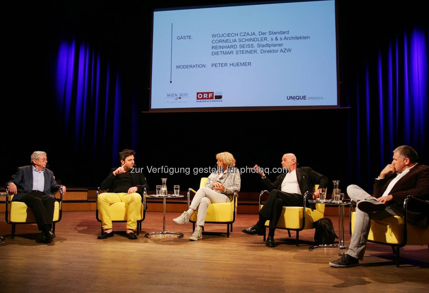 Unique talk Wohn-Special: Peter Huemer (Moderation), Wojciech Czaja (Der Standard), Cornelia Schindler (s & s Architekten), Dietmar Steiner (Direktor Architekturzentrum Wien) und Reinhard Seiß (Stadtplaner, Filmemacher und Publizist)