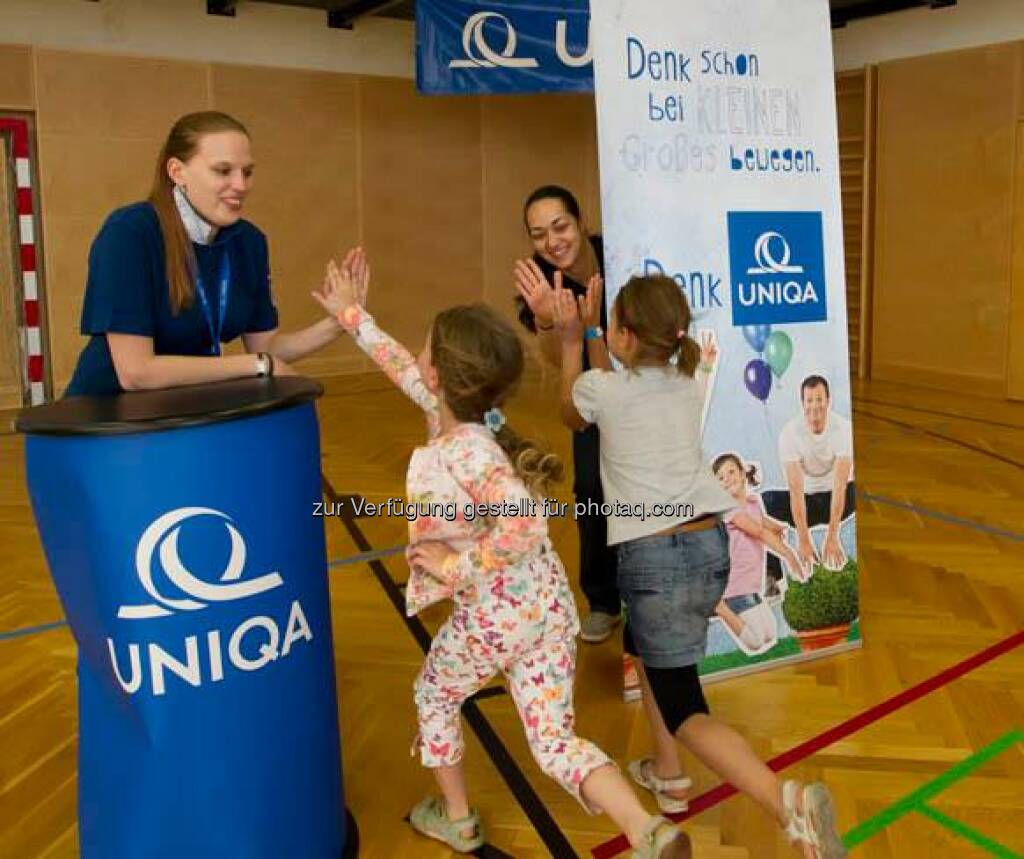 Uniqa: Das Fit aufwachsen Camp 2014 ist nun vorbei. Die Fotos der drei Termine in Innsbruck, Klagenfurt und Wien finden Sie unter www.bit.ly/UNIQA_FitAufwachsenCamp_Bilder
Wir freuen uns auf die österreichweite Fortsetzung im Jahr 2015. :)  Source: http://facebook.com/uniqa.at (20.06.2014) 