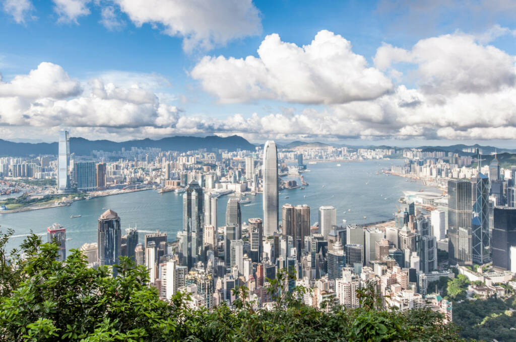 Hongkong, http://www.shutterstock.com/de/pic-110489444/stock-photo-hong-kong-victoria-harbor-with-blue-sky.html , © (www.shutterstock.com) (30.06.2014) 