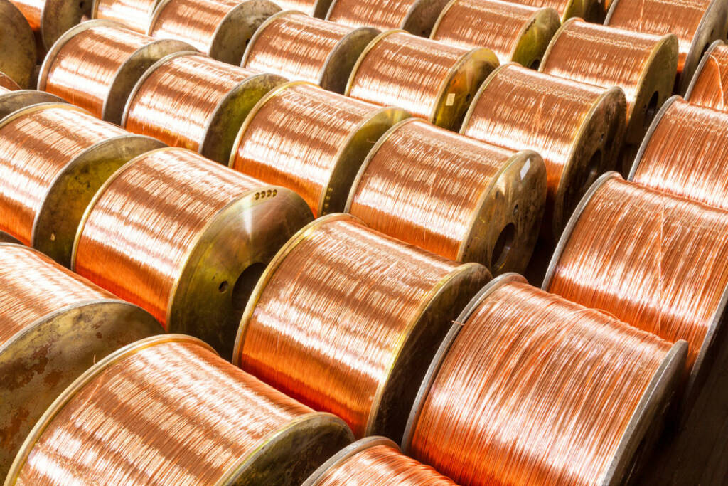 Kupfer, Kupferspulen, http://www.shutterstock.com/de/pic-152041094/stock-photo-copper-cable-factory.html , © (www.shutterstock.com) (01.07.2014) 