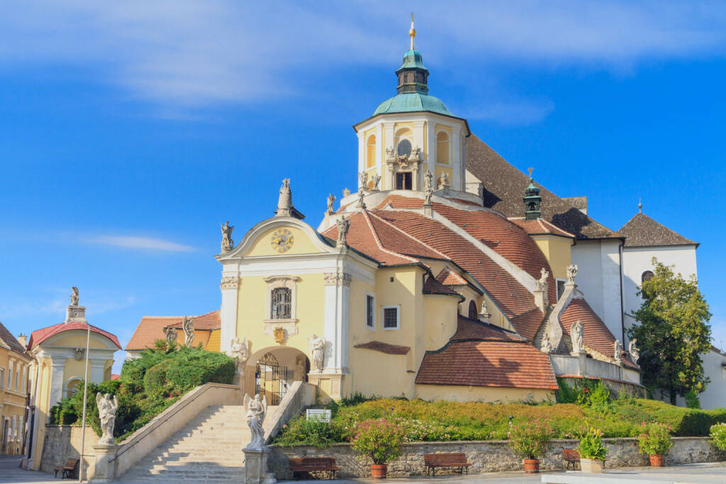 Eisenstadt, Burgenland, Haydn Kirche, Kalvarienberg, http://www.shutterstock.com/de/pic-162282944/stock-photo-eisenstadt-mountain-church-haydn-church-on-kalvarienberg-burgenland-austria.html, (Bild: www.shutterstock.com) (02.07.2014) 