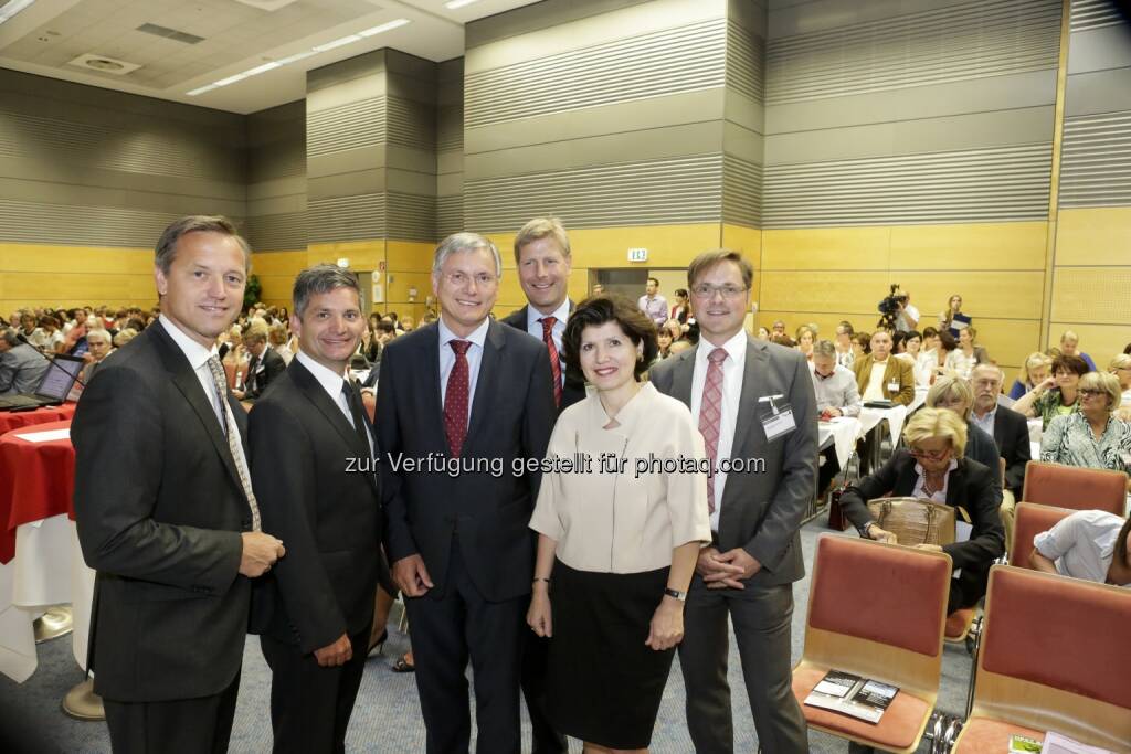 IIR Jahreskongress Die Spital 2014: Robin Rumler, LR Maurice Androsch, BM Alois Stöger, Julian Hadschieff, Präsidentin Ursula Frohner und Manfred Hämmerle (02.07.2014) 