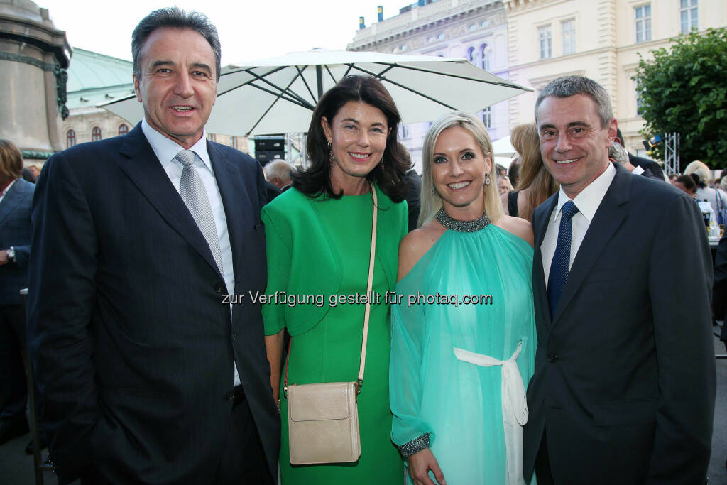 Gerhard und Michaela Roiss, Claudia Steinecker und Heinrich Schaller, © RLB OÖ/Strobl (02.07.2014) 