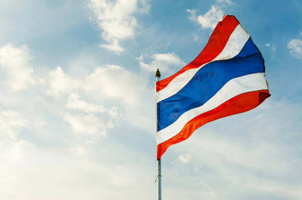 Thailand, Fahne, http://www.shutterstock.com/de/pic-191854448/stock-photo-image-of-waving-thai-flag-of-thailand-with-blue-sky-background.html , © (www.shutterstock.com) (02.07.2014) 