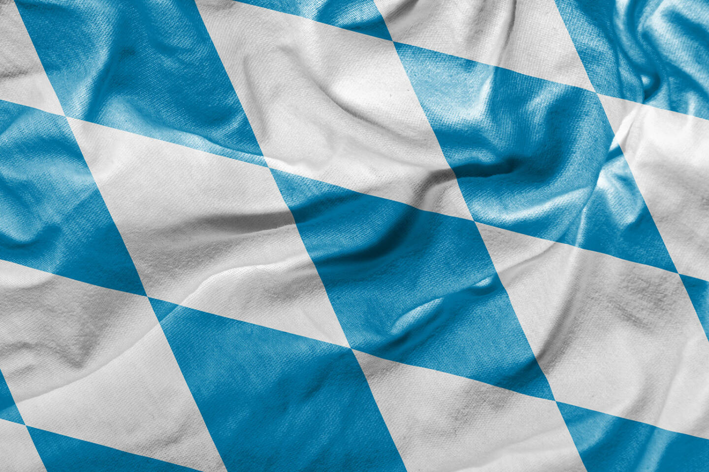 Bayern, Flagge, Blau, Weiss, http://www.shutterstock.com/de/pic-158324261/stock-photo-amazing-flag-of-bavaria-state-in-germany-europe.html (Bild: shutterstock.com)