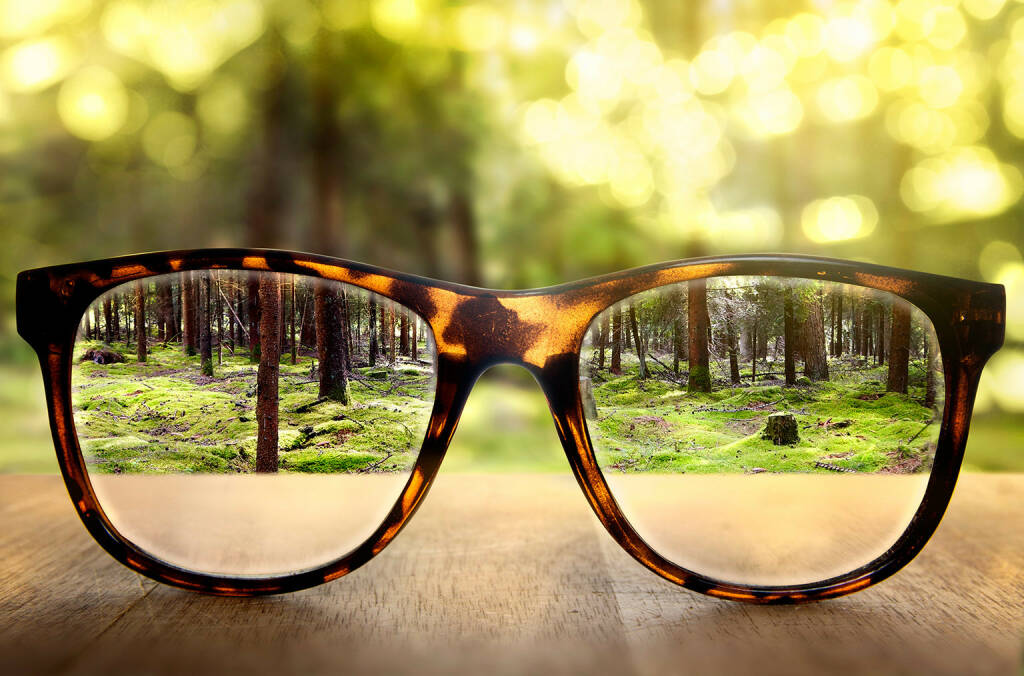 Brille, klare Sicht, Durchblick, http://www.shutterstock.com/de/pic-192451649/stock-photo-glasses.html (Bild: shutterstock.com) (07.07.2014) 