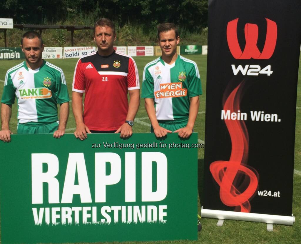 Das Wiener Stadtfernsehen W24 startet mit wöchentlichem TV-Magazin Rapid Viertelstunde: Steffen Hofmann (SK Rapid Kapitän), Zoran Barisic (SK Rapid Trainer), Luis Schaub (SK Rapid Mittelfeldspieler), © Aussendung (09.07.2014) 