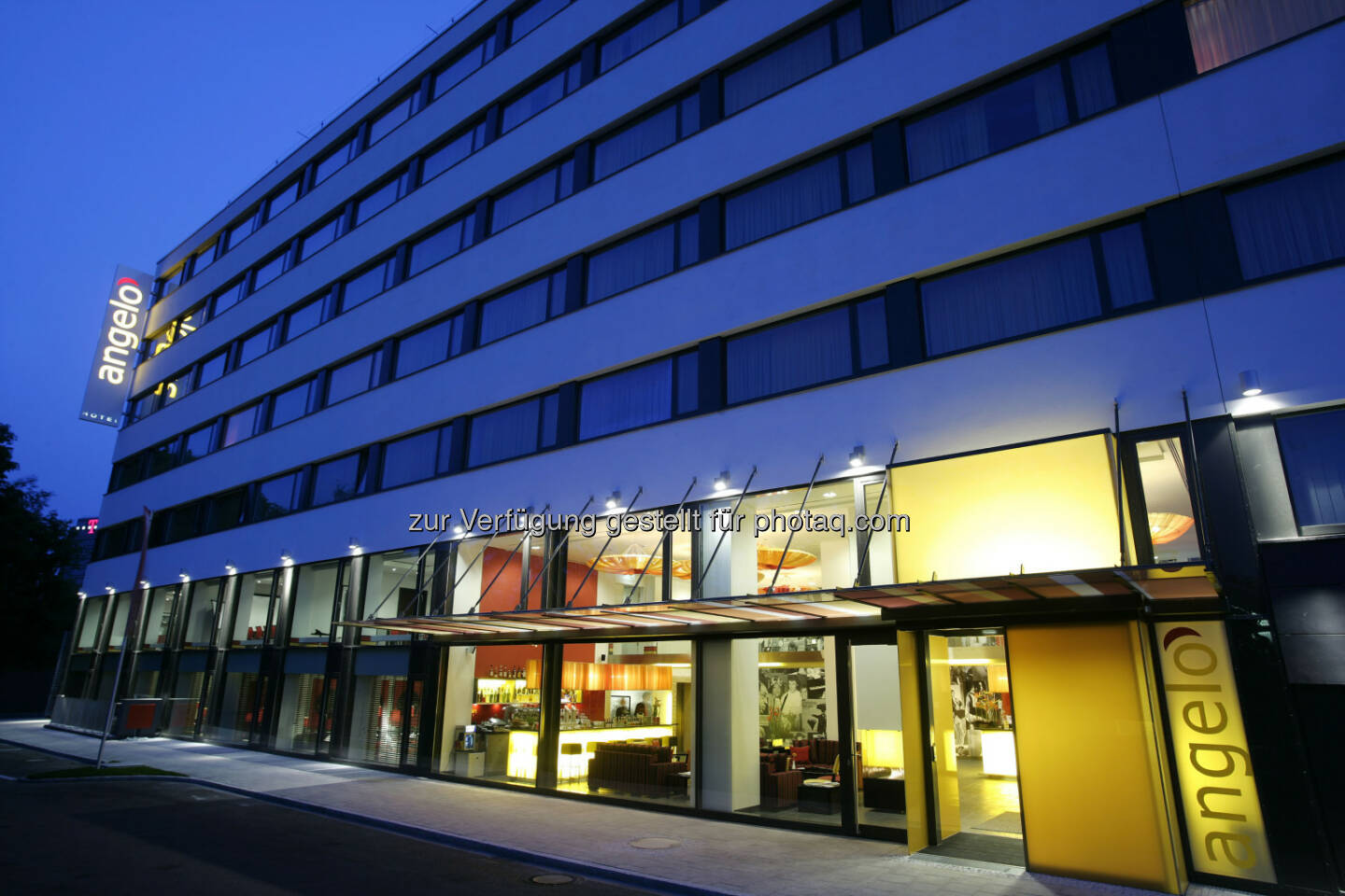 Warimpex verkauft Anteil am angelo Hotel München sowie benachbartes Bauland - hier im Bild: Angelo München Exterior (c) Warimpex