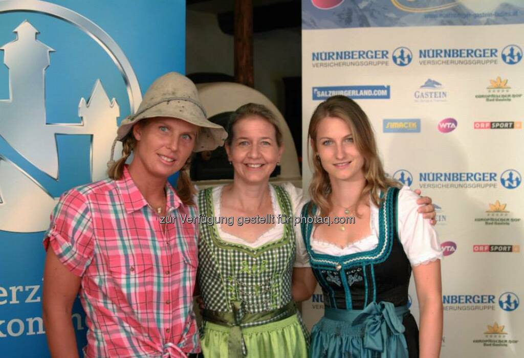 Sandra Klemenschits, Sandra Reichel, Lisa-Maria Moser Dirndl, ©  <a href=
