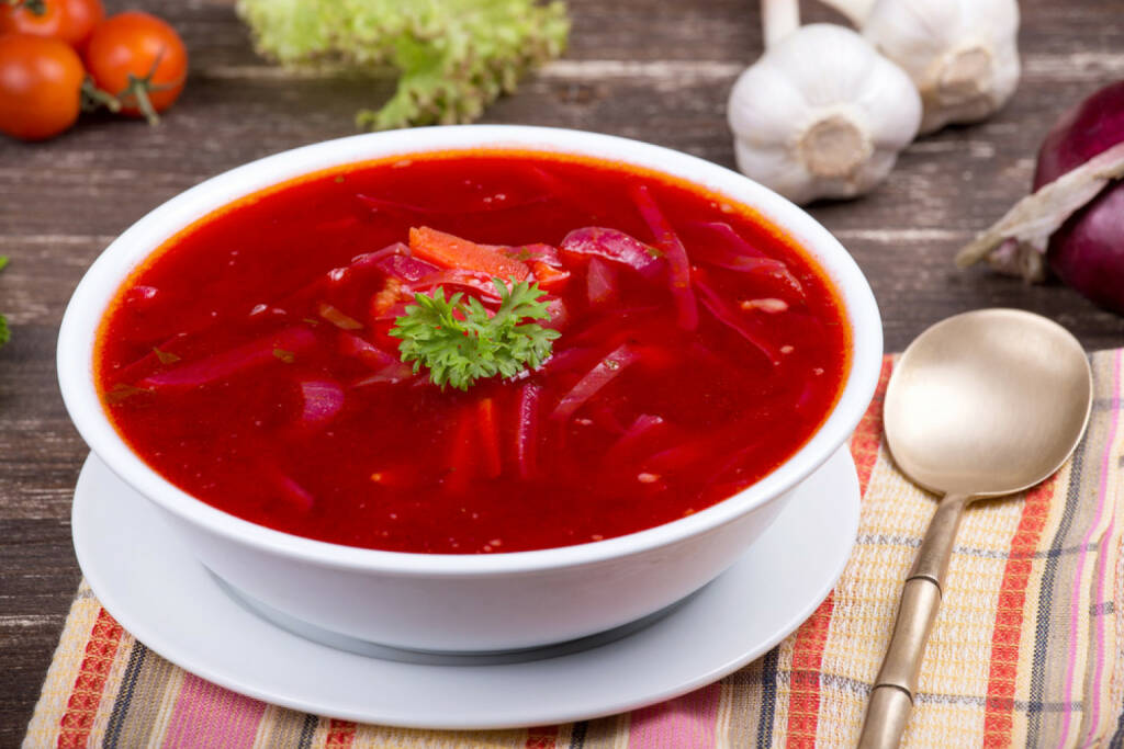 Borsch, Bortsch, Russland, Suppe, roten Rüben, food, http://www.shutterstock.com/de/pic-152257982/stock-photo-ukrainian-and-russian-national-red-borsch.html , © www.shutterstock.com (13.07.2014) 