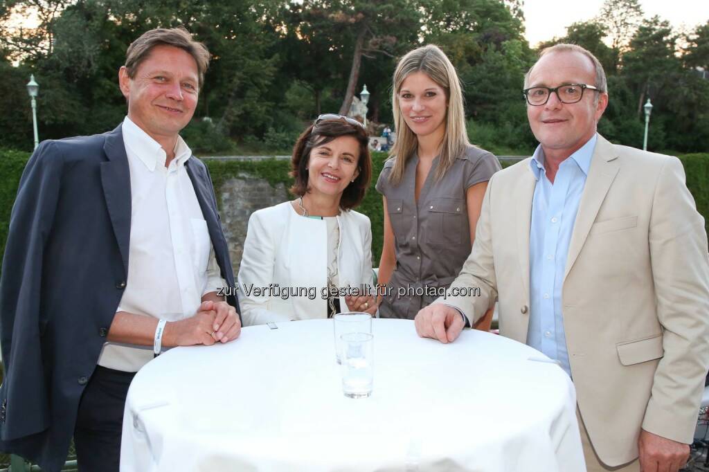 Wolfgang Anzengruber und Mitarbeiterin (Verbund), Alexandra Seyer (Alba Communications), Reinhold Gmeinbauer (Medecco Holding), © Medecco Holding (17.07.2014) 