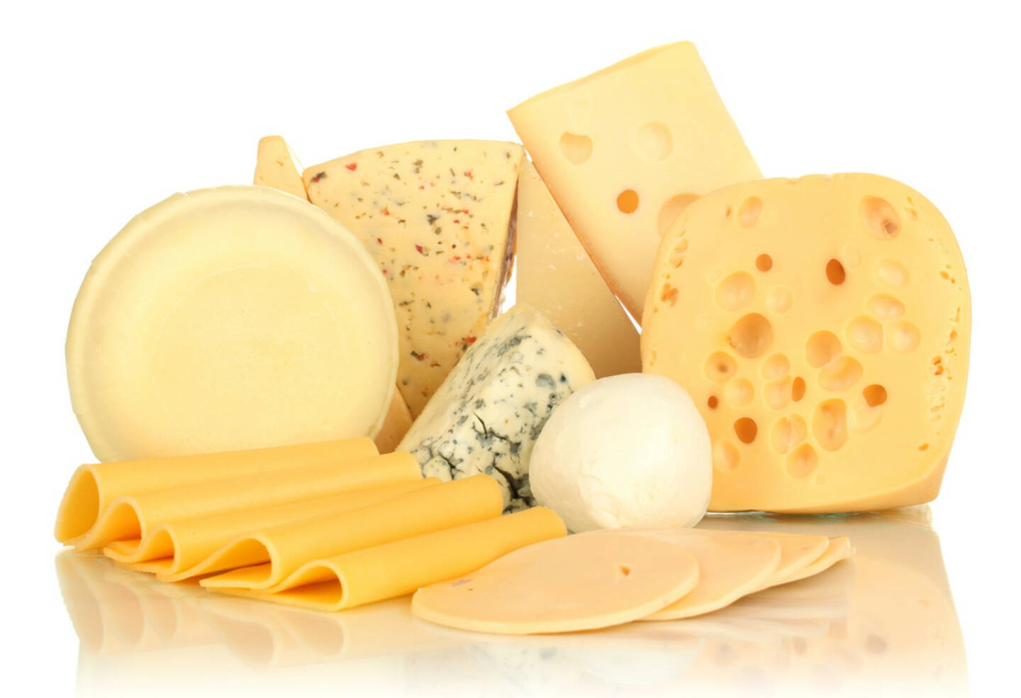 Käse, Milchprodukt, http://www.shutterstock.com/de/pic-123258430/stock-photo-various-types-of-cheese-isolated-on-white.html 