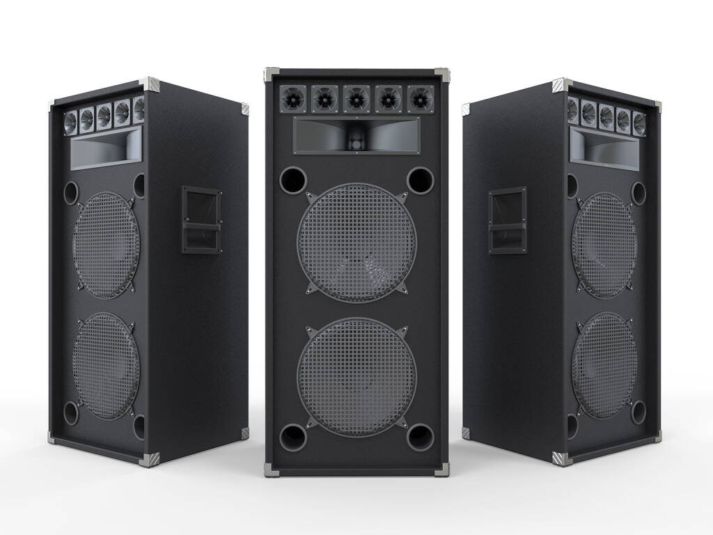 http://www.shutterstock.com/de/pic-138673286/stock-photo-large-audio-speakers-isolated-on-white-background.html (30.07.2014) 