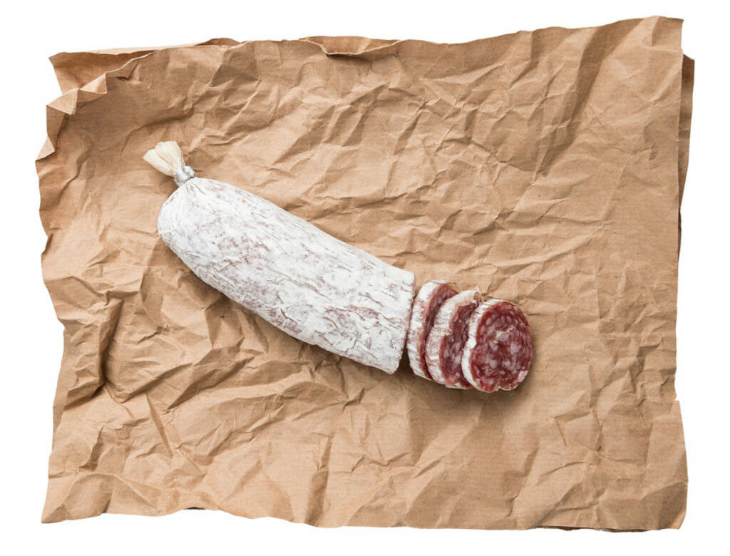 Salami, Wurst, http://www.shutterstock.com/de/pic-122377204/stock-photo-dried-salami-sausage-background.html , © www.shutterstock.com (31.07.2014) 