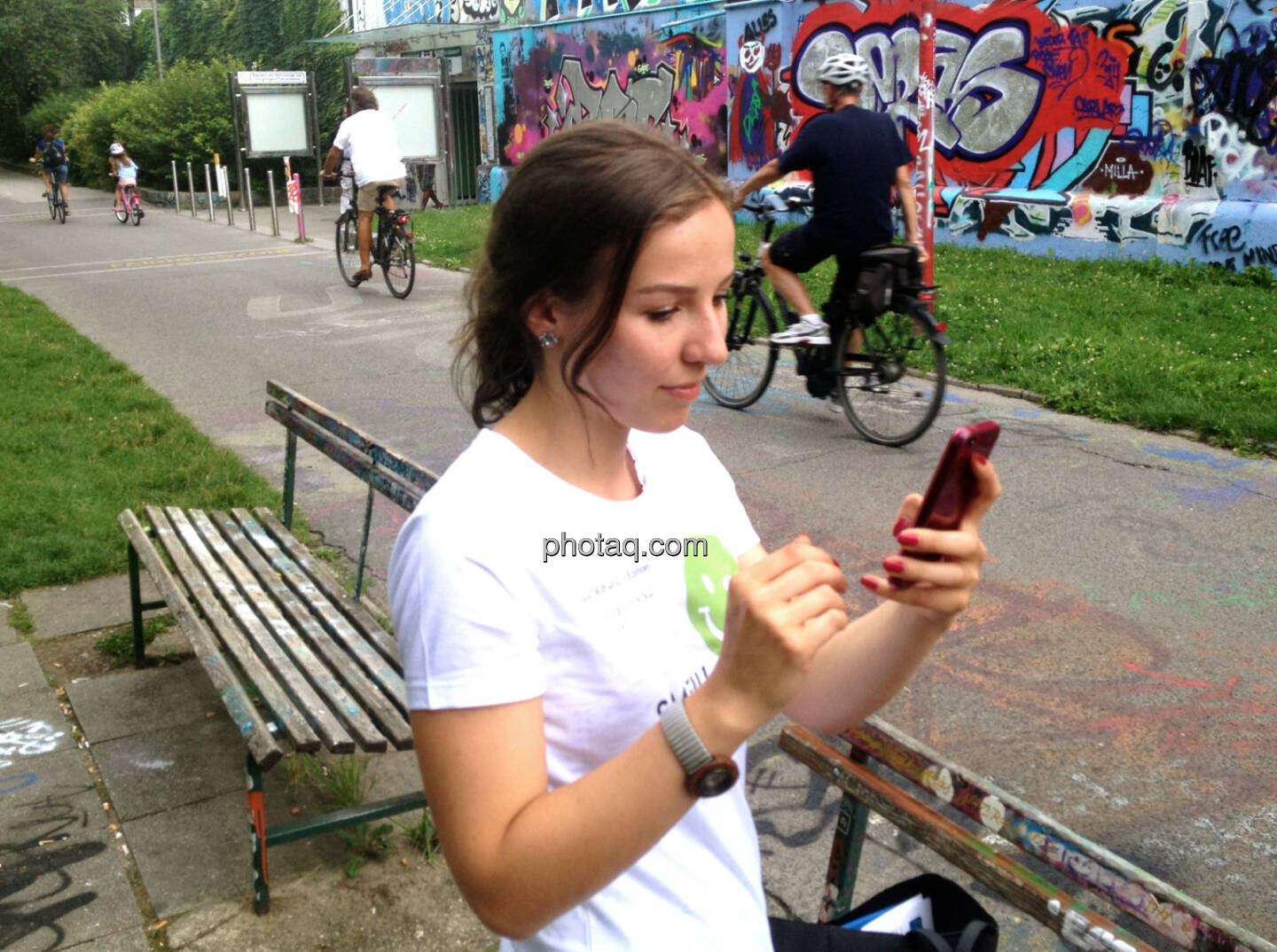 Franziska Graf hört ihre eigene Stimme via http://www.runplugged.com