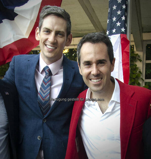 American Embassy Vienna: US Botschafter heiratet in Wien - Botschafter Daniel Baer (rechts) und Brian Walsh (c) US-Botschaft, © Aussender (01.08.2014) 