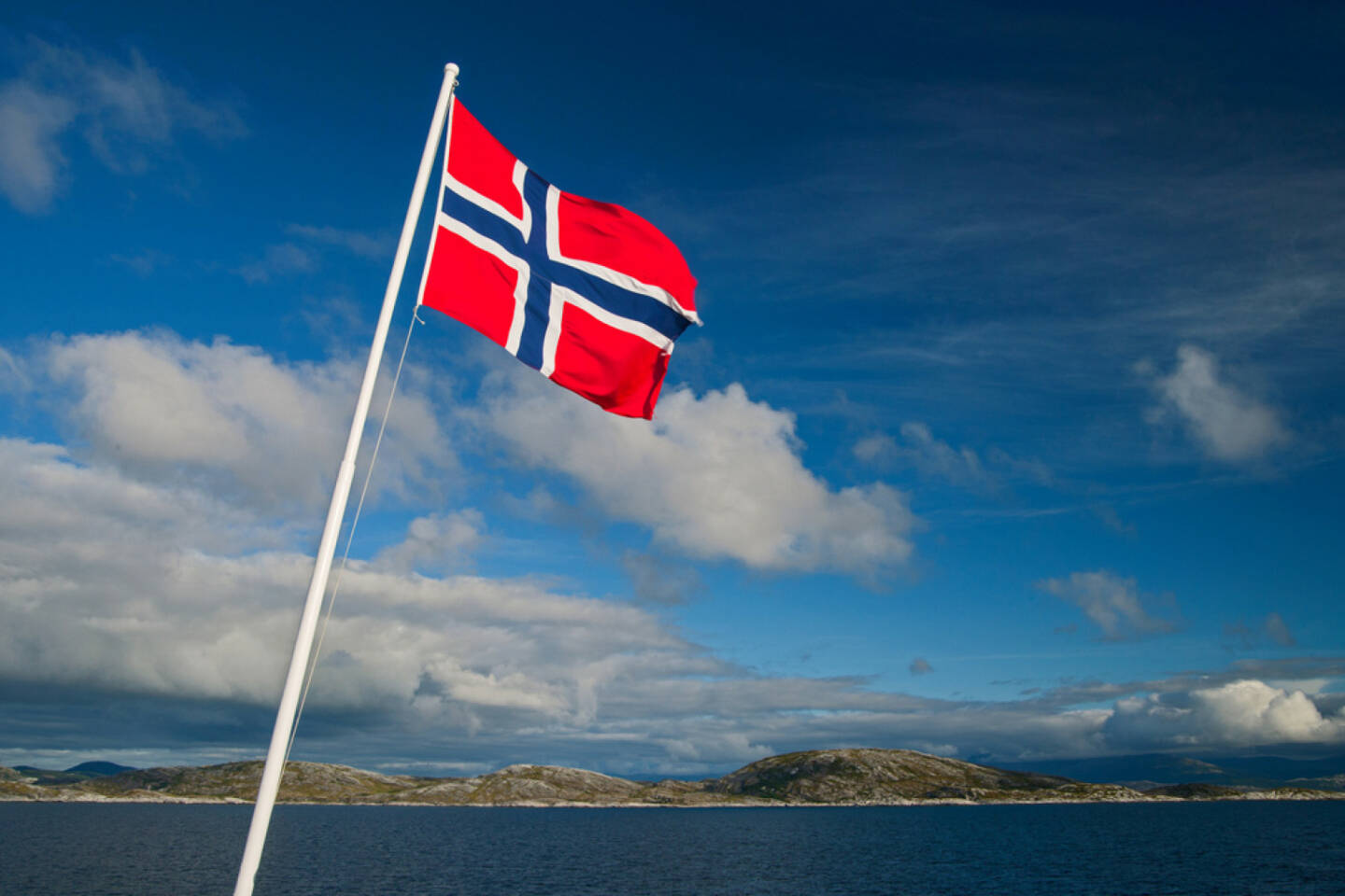 Norwegen, Fahne, http://www.shutterstock.com/de/pic-160054979/stock-photo-norwegian-flag.html