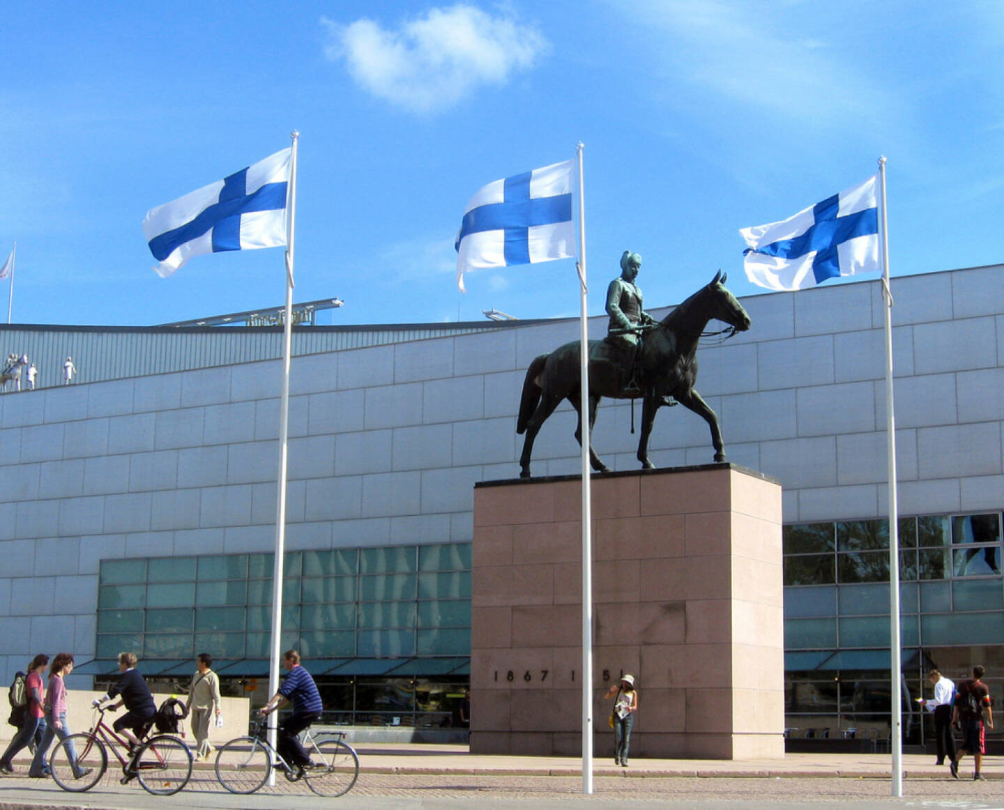 Helsinki, Finnland, Fahne, Flagge, <a href=http://www.shutterstock.com/gallery-1024723p1.html?cr=00&pl=edit-00>Leonard Zhukovsky</a> / <a href=http://www.shutterstock.com/?cr=00&pl=edit-00>Shutterstock.com</a> , Leonard Zhukovsky / Shutterstock.com