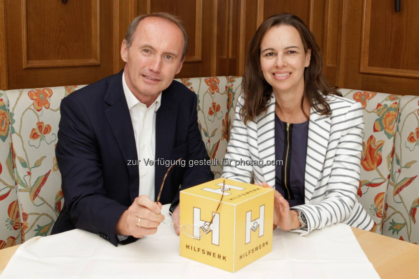 Hilfswerk-Präsident Othmar Karas trifft Familienministerin Sophie Karmasin in Mondsee: Hilfswerk fordert stärkeren Ausbau von Kinderbetreuung durch Tagesmütter und -väter