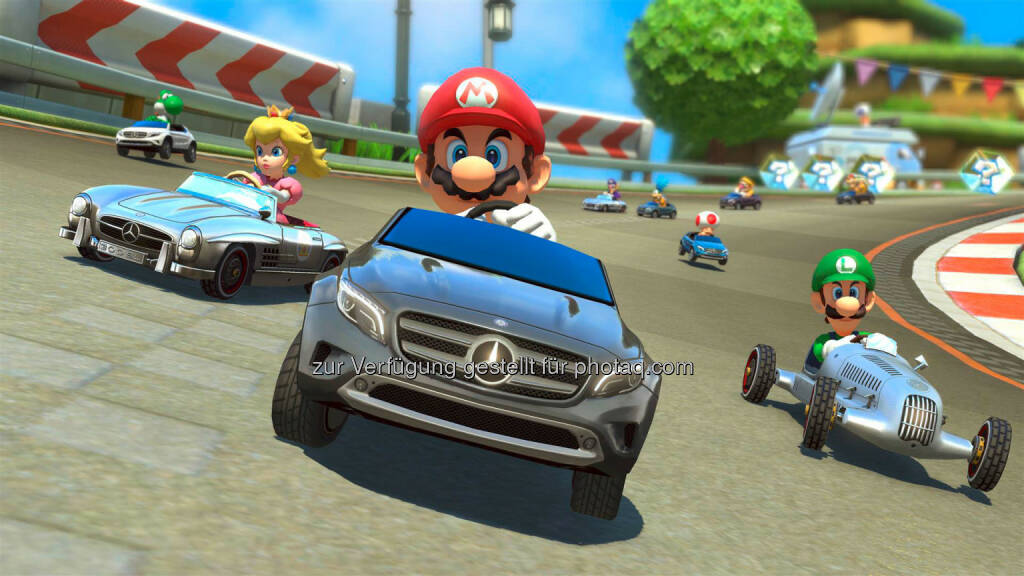Mercedes-Benz im neuen Nintendo Wii U Rennspiel Mario Kart 8: hier Mercedes-Benz W 25 Silberpfeil, GLA & 300 SL Roadster
, © Aussendung (06.08.2014) 