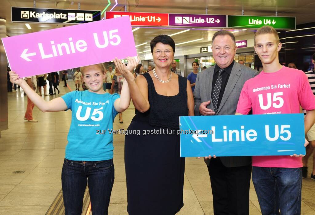 Abstimmung zur U5-Linienfarbe startet jetzt! Öffi-Stadträtin Renate Brauner und Wiener-Linien-Geschäftsführer Eduard Winter geben den Startschuss für das Voting zur Linienfarbe der U5., © Aussendung (11.08.2014) 