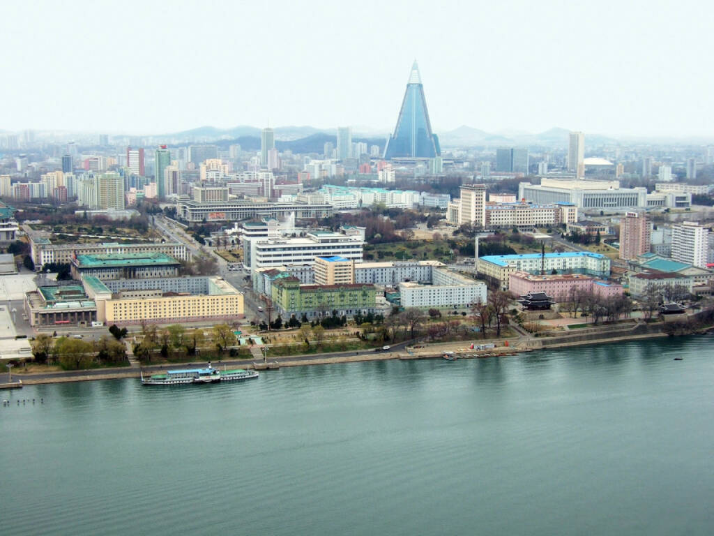 Pjönjang, Nordkorea, http://www.shutterstock.com/de/pic-56118088/stock-photo-view-of-the-pyongyang-capital-of-the-north-korea.html, © (www.shutterstock.com) (11.08.2014) 