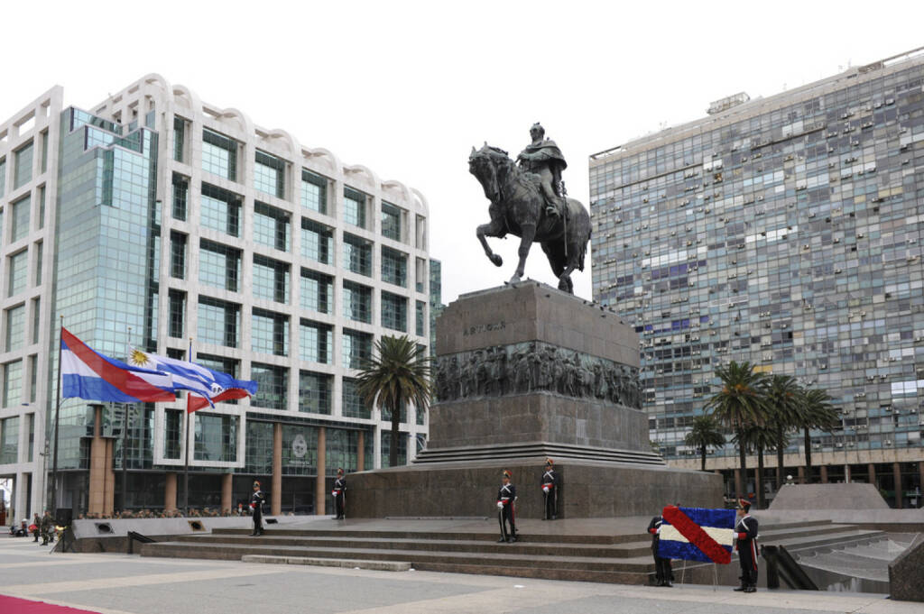 Montevideo, Uruguay, <a href=http://www.shutterstock.com/gallery-149125p1.html?cr=00&pl=edit-00>Eduardo Rivero</a> / <a href=http://www.shutterstock.com/?cr=00&pl=edit-00>Shutterstock.com</a> , Eduardo Rivero / Shutterstock.com, © (www.shutterstock.com) (11.08.2014) 