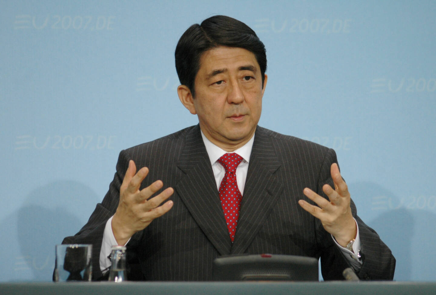 Shinzo Abe, <a href=http://www.shutterstock.com/gallery-320989p1.html?cr=00&pl=edit-00>360b</a> / <a href=http://www.shutterstock.com/?cr=00&pl=edit-00>Shutterstock.com</a>, 360b / Shutterstock.com