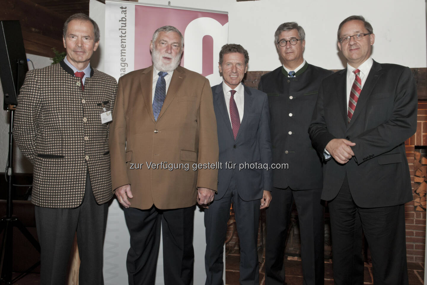 Karlheinz Töchterle unter der Moderation von Gustav Dressler (Generali Gruppe) mit mc-Mitgliedern und Gästen:  mc-Europafrühstück in Alpbach 