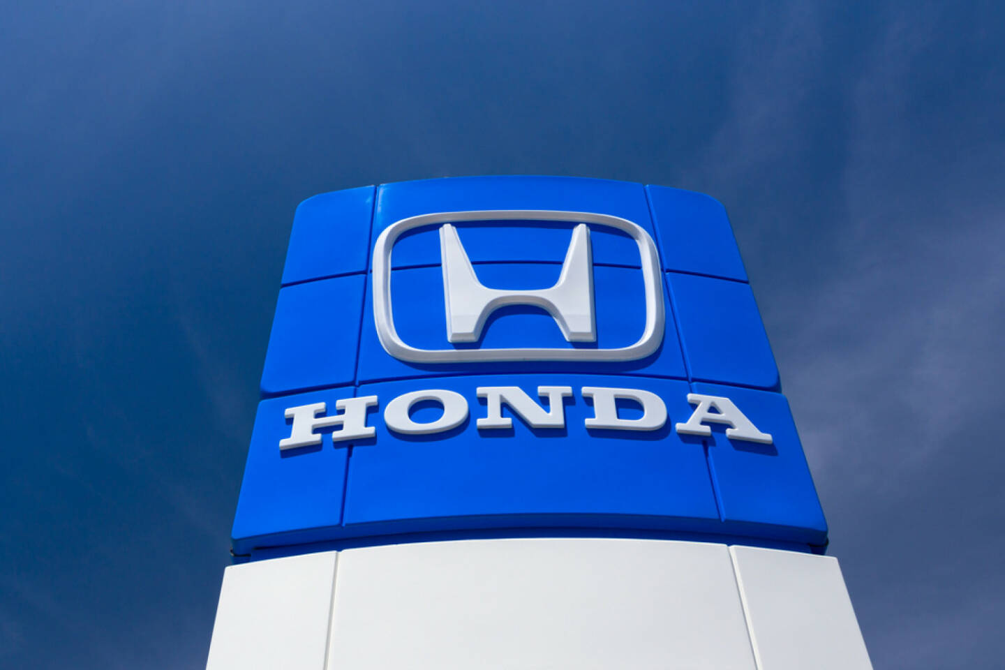 Honda, <a href=http://www.shutterstock.com/gallery-931246p1.html?cr=00&pl=edit-00>Ken Wolter</a> / <a href=http://www.shutterstock.com/editorial?cr=00&pl=edit-00>Shutterstock.com</a>, Ken Wolter / Shutterstock.com