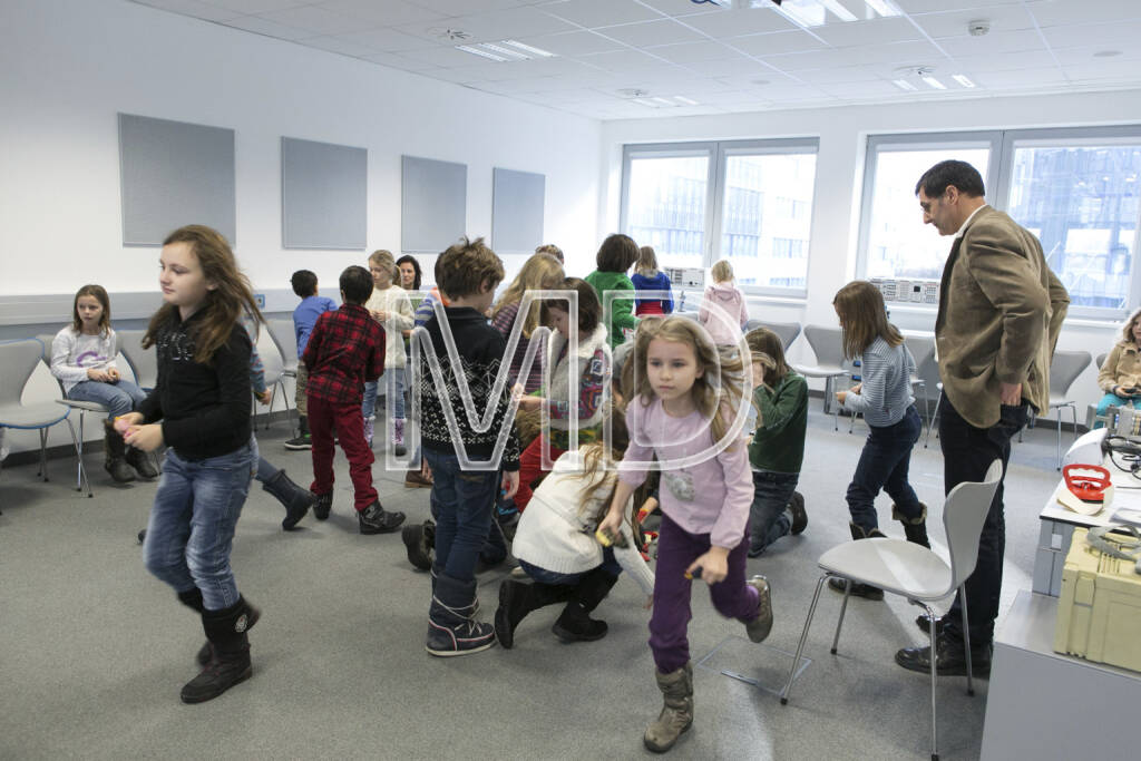 Norbert Berneck (Festo), Workshop Wiener Science Lectures bei Festo Luft ist nicht nix, &copy; Martina Draper für Festo (18.01.2013) 