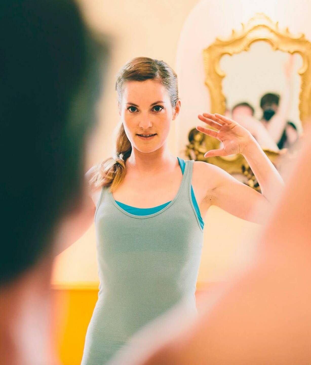 Monika Kletzmayr Yoga im Spiegel (c) Marija Kanizaj

