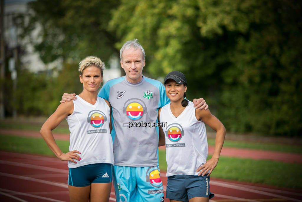 Elisabeth Niedereder, Christian Drastil, Annabelle Mary Konczer, © photaq/Martina Draper (30.08.2014) 