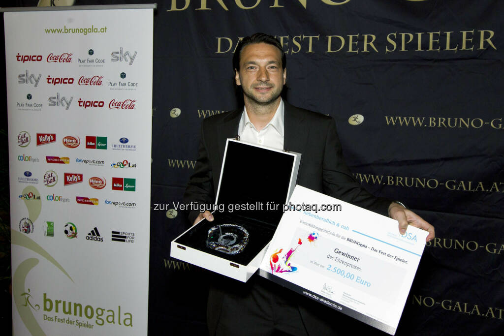 Szabolcs Sáfár – (FC Wacker Innsbruck) Ehrenpreis (Bild: Bildagentur Zolles/ Martin Steiger) (31.08.2014) 