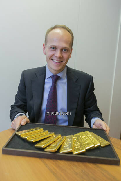Ronald Stöferle, Gold, http://www.schoeller-muenzhandel.at, &copy; finanzmarktfoto.at/Martina Draper (20.01.2013) 