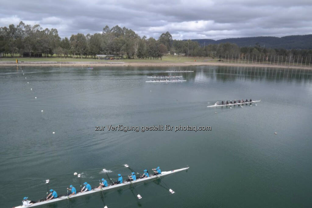 Corporate Challenge in Penrith, Olympia Strecke 2000 BCG wurde gesamt 3. von 16 Achtern , © Gerald Pollak (10.09.2014) 