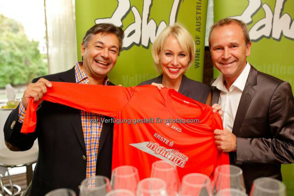 Winzer Richard Zahel, Christine Grafinger (echomedia), Hannes Menitz, Initiator des erste bank vienna night run, © Stefan Joham (11.09.2014) 