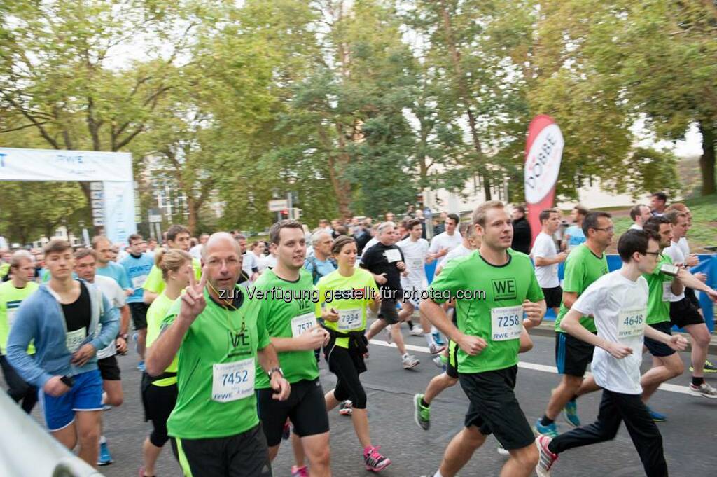 Essen in Grün - gestern haben über 300 #ThyssenKrupp-Mitarbeiter am Essener Firmenlauf teilgenommen. WE are #ThyssenKrupp!  Source: http://facebook.com/ThyssenKruppCareer, © Aussendung (11.09.2014) 