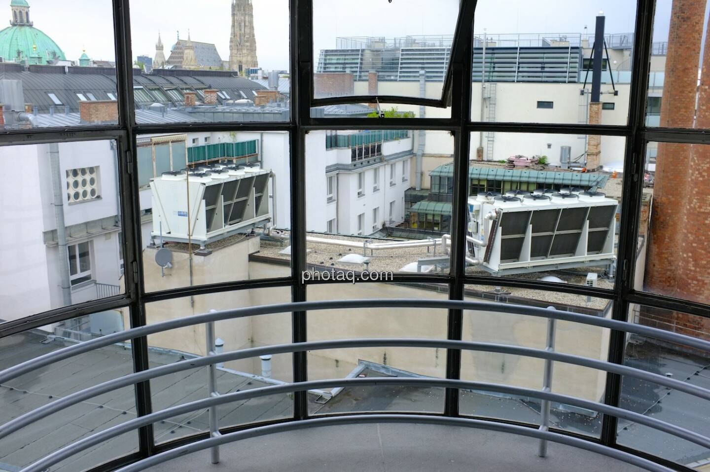 Hochhaus Herregasse 6-8 Detail Stiegenhaus Aussicht