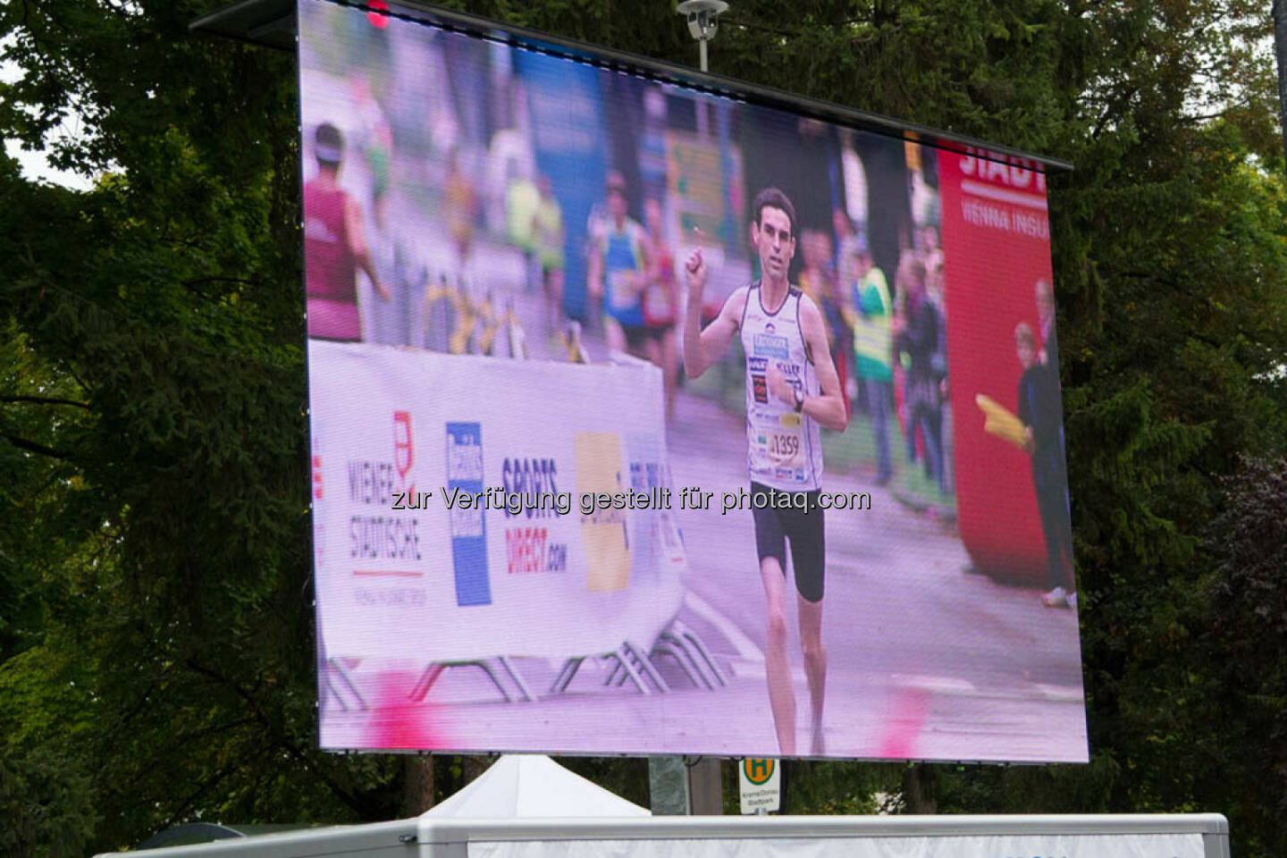 Wolfgang Hiller, Sieger Viertelmarathon Herren, Wachau Marathon 2014